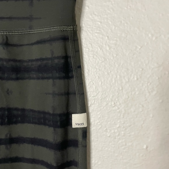 Vuori Women The Rise The Shine Jogger Green /black - Picture 4 of 4